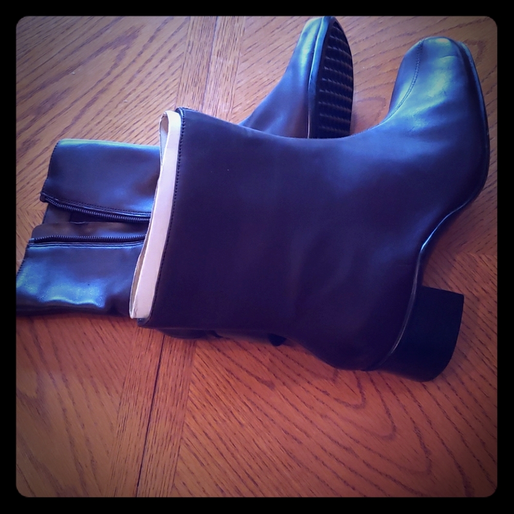 Women's boots